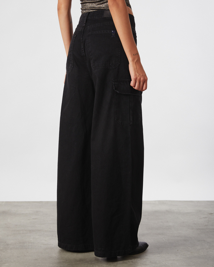 Stewart Cargo Low Tina Black