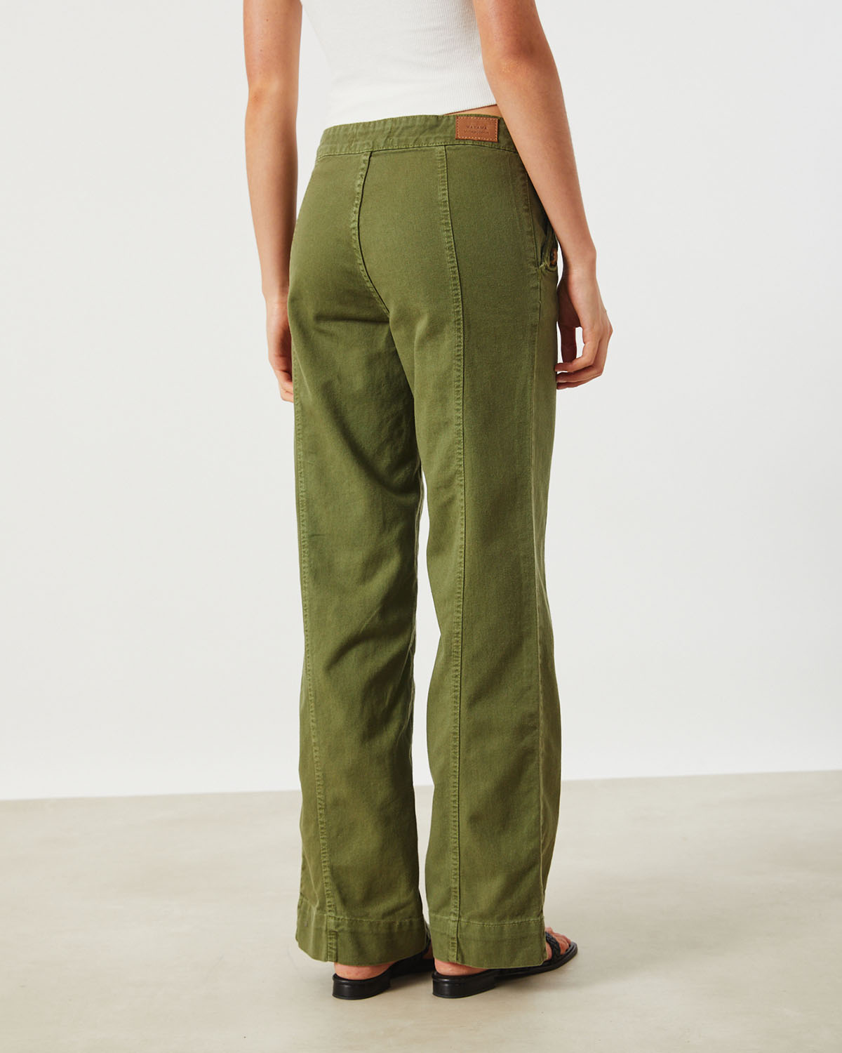 wanama_jean-scott-paul-mid-color_52-04-2025__picture-14381