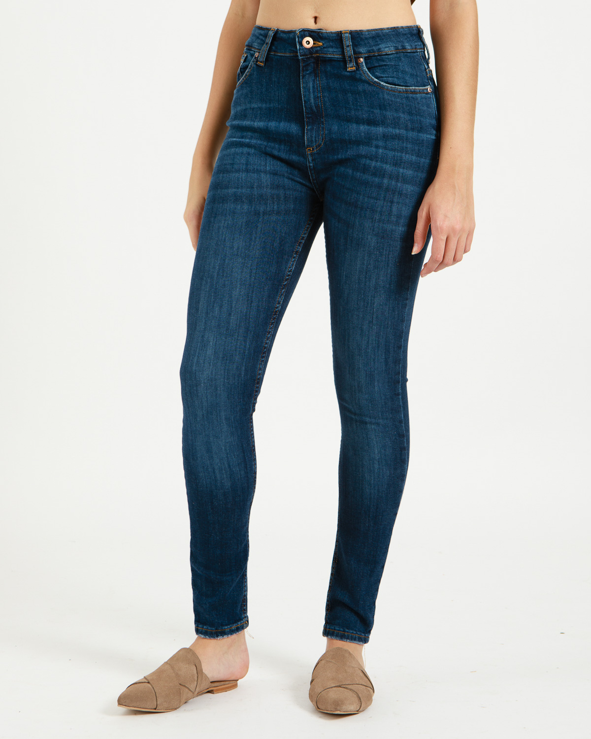 Kaia Taylor Blue Jeans 