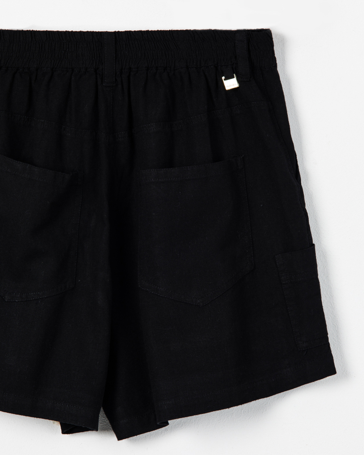 wanama_short-linen-army_38-25-2022__picture-7177