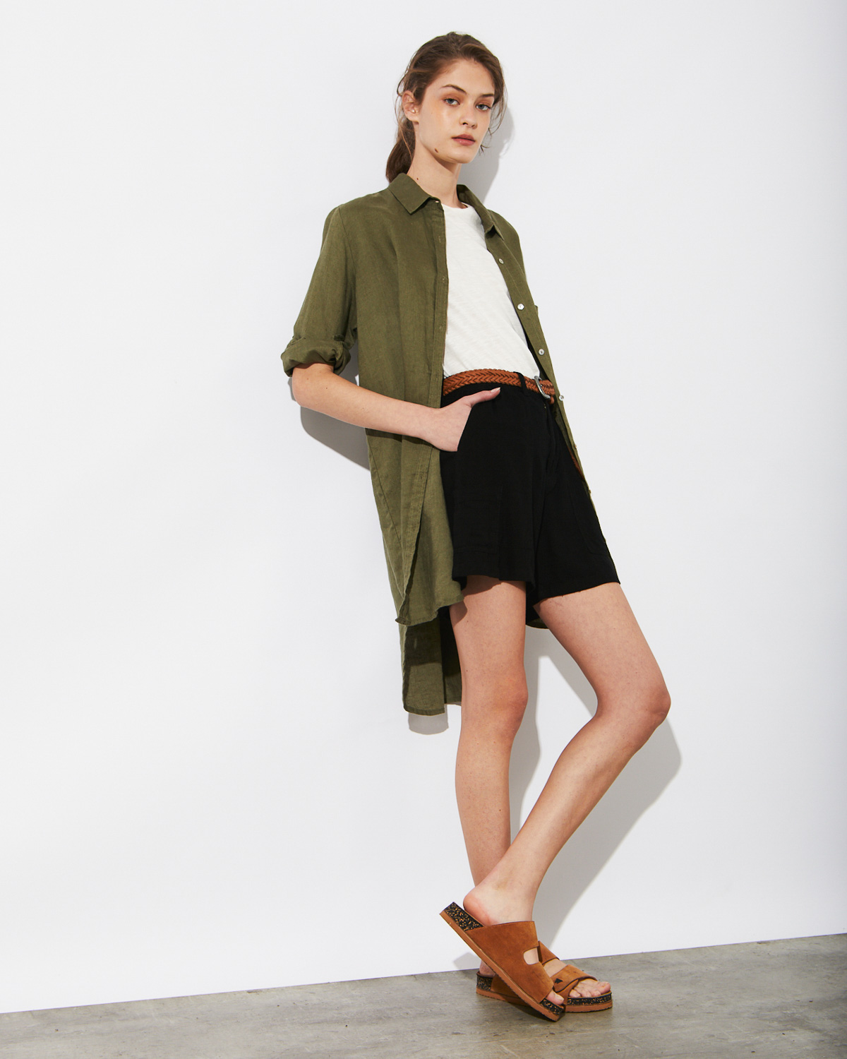 wanama_short-linen-army_38-25-2022__picture-7352