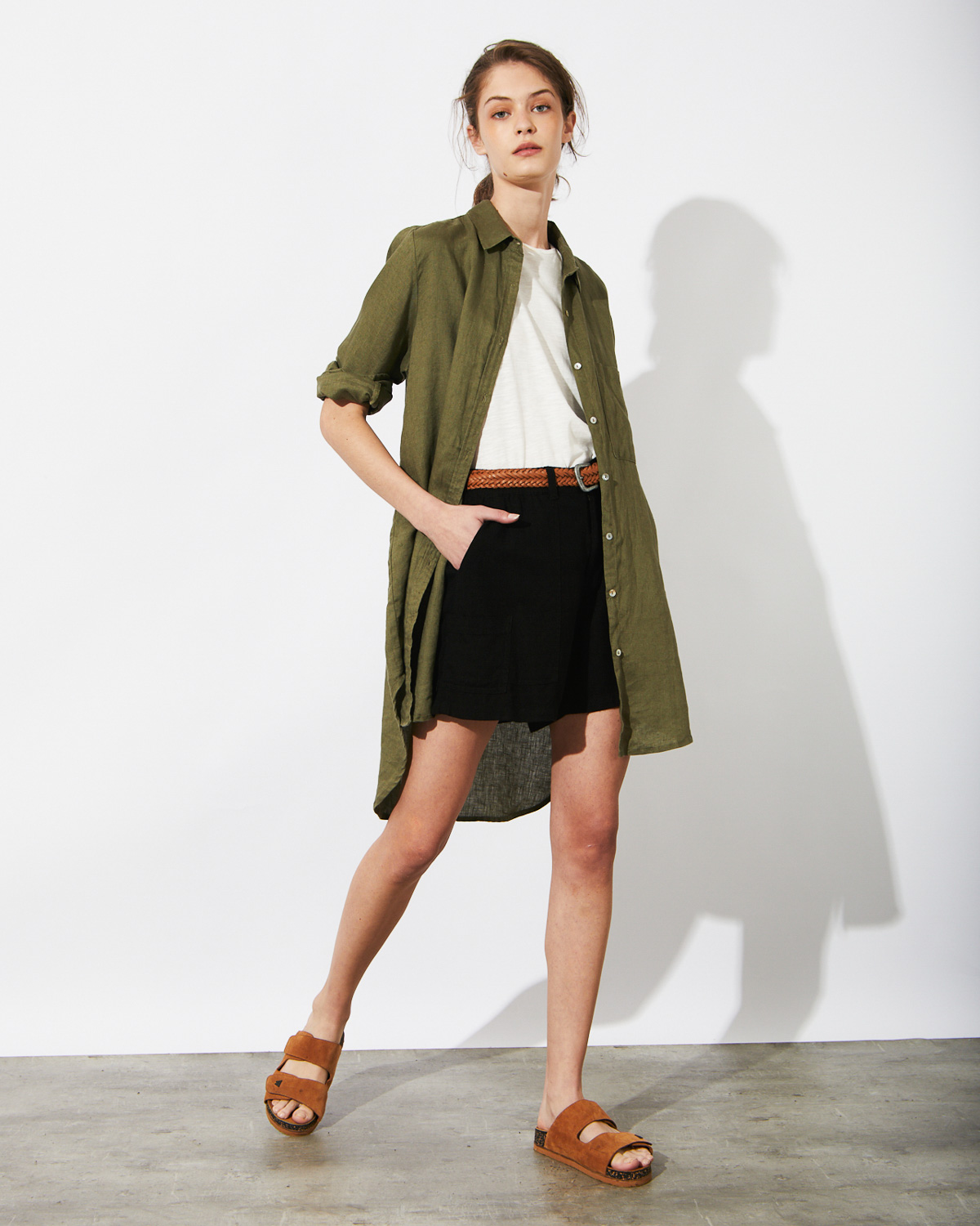 wanama_short-linen-army_38-25-2022__picture-7353